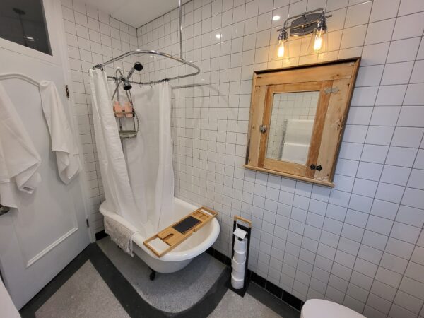 The Royale Apts. at 276 Cedar #2 - Image 15
